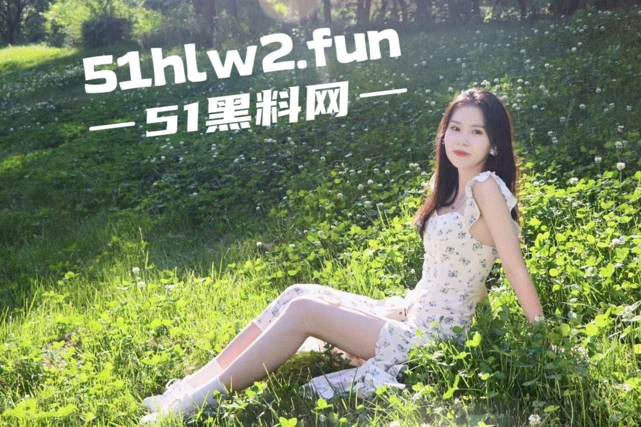 幼师专业女大学生,白天是孩子王,晚上变男人玩具!表面清纯受人尊敬,私下淫荡骚成狗,真想狠狠操烂她!-5