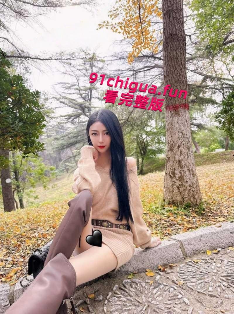 山东菏泽30岁少妇【刘宵雪】离婚后自甘堕落沦为骚鸡,出租屋惨遭金主束缚调教!-4