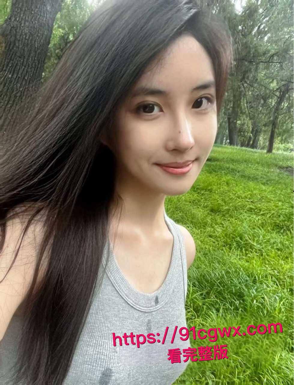 超高颜值长发美女阳台激战金主大鸡巴,翘臀狂抖尖叫连连,绝美脸蛋爽翻天被操到变形!-8