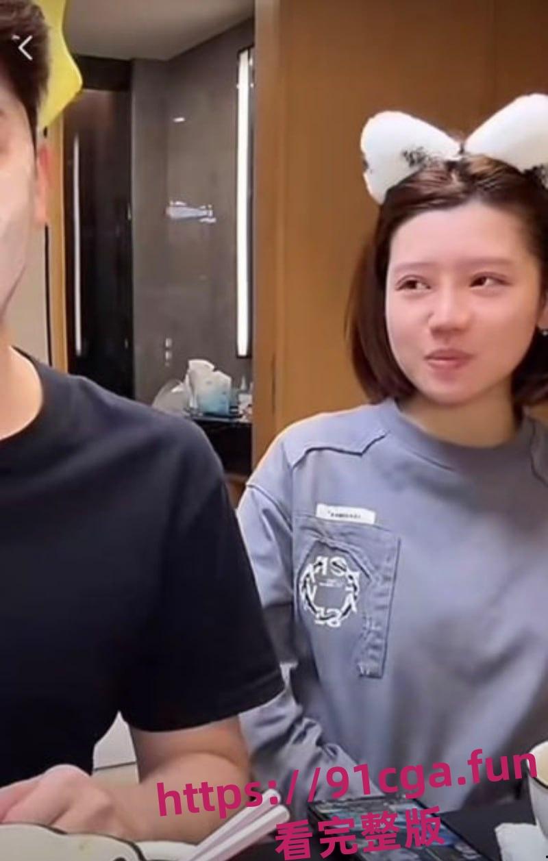 网红单眼皮的小黄豆遭助理芮芮是iris背刺!背后接私单用小黄豆为自己谋利!#背刺#接私单#骂老板#牟利-4