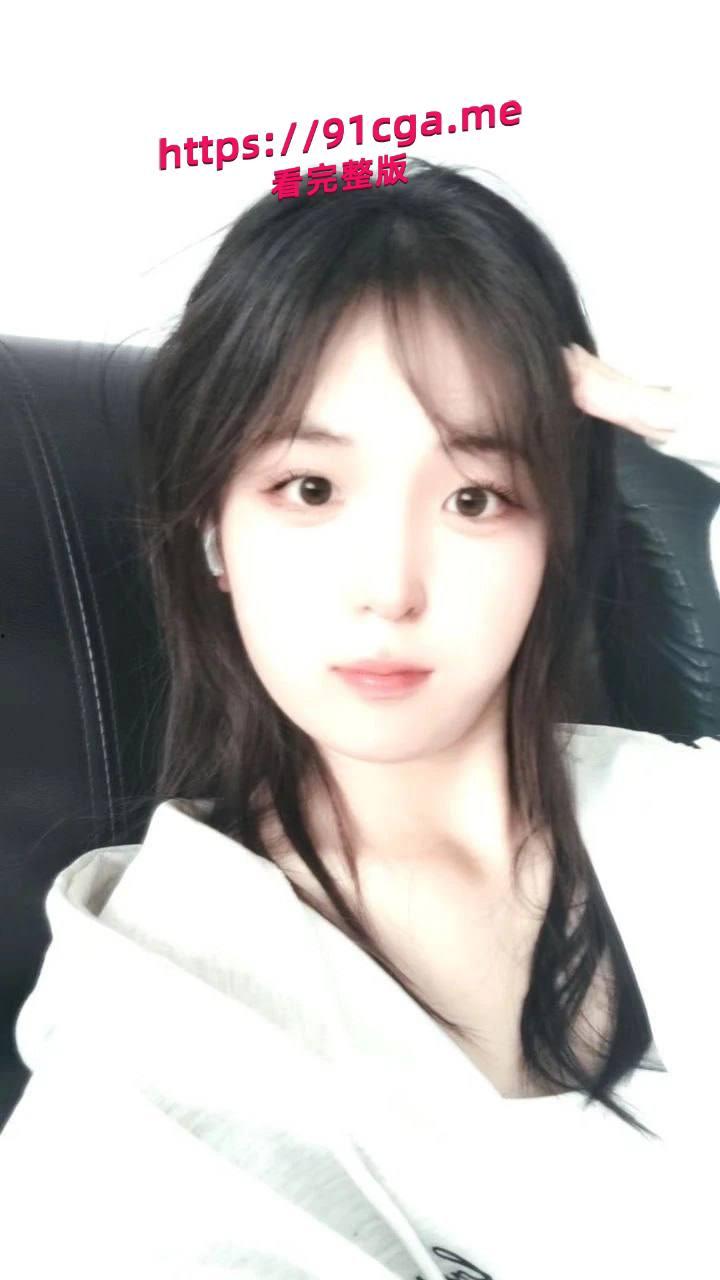 热心瓜友晒出与骚逼前女友的开房记录以及各种全裸自拍-2