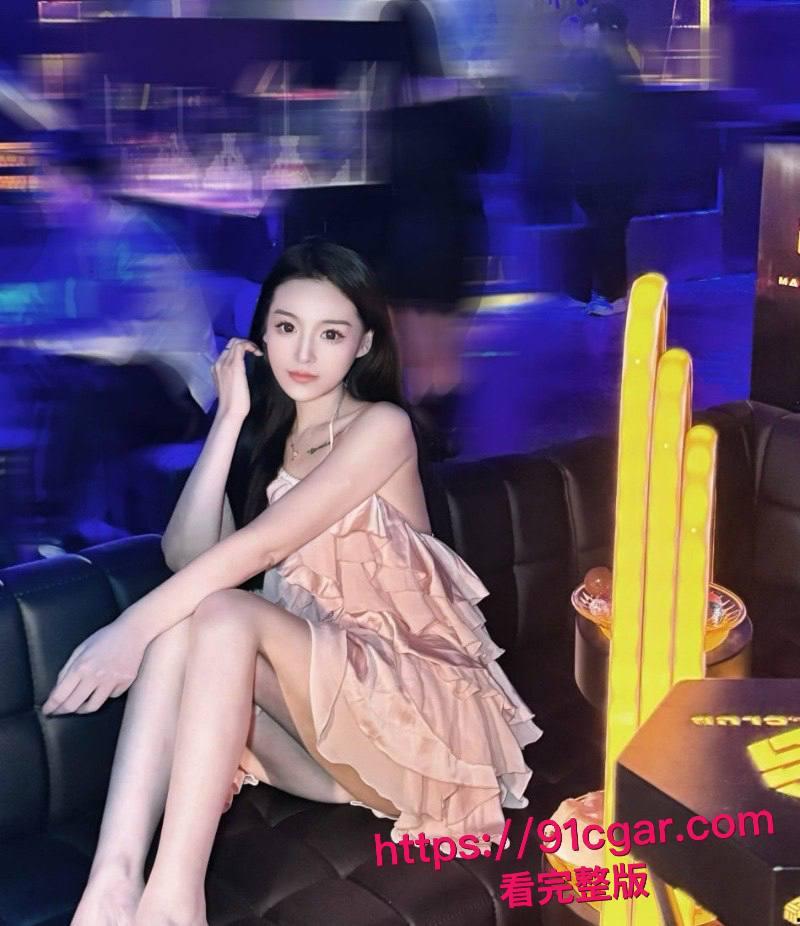 寸止挑战 儿子双飞岳母妈妈 两个极品少妇轮流争夺儿子大屌 互相争宠比谁更浪 最后双双跪求内射!-2