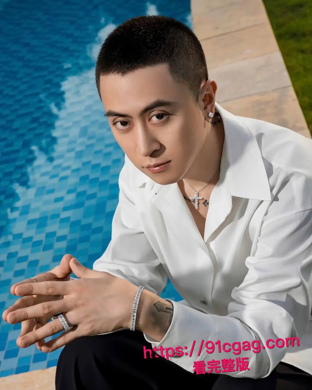 惊天大瓜!网红韦雪整容改命,设局秦奋索 9 亿分手费,如今遭前夫现任联手背刺-1