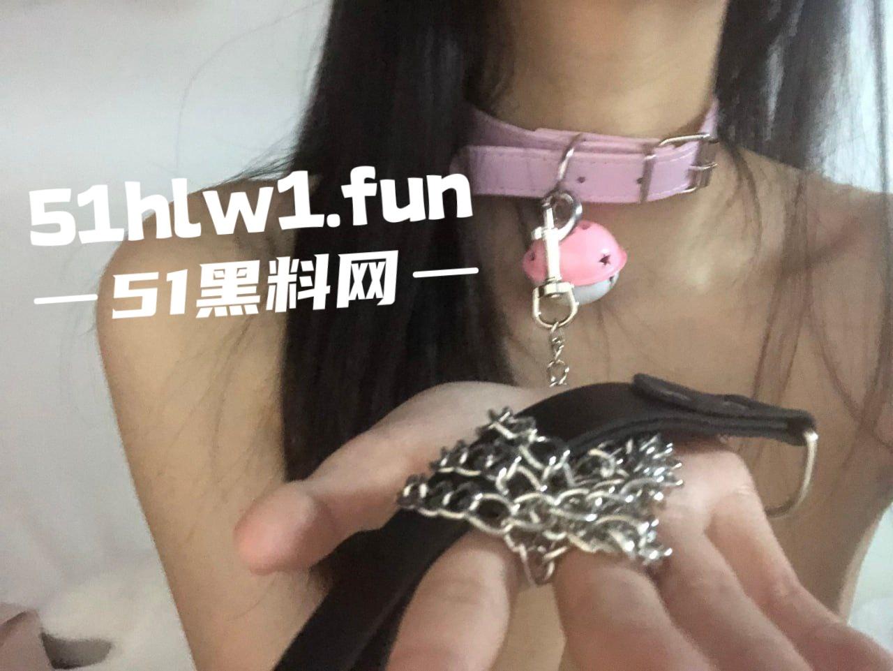 优越的上海精致女孩【丁茹越】自曝签合同当性奴，女神调教日常羞耻又刺激大量不雅照视频曝光。-13