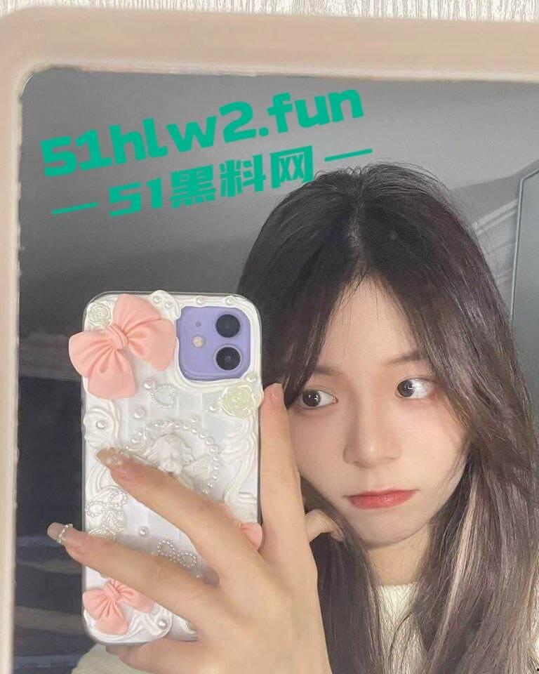 山东反差母狗【苏淼】超长美腿翘臀尤物,大屌金主包养穿各式情趣内衣展示完美诱人酮体,私密视频被流出。-10