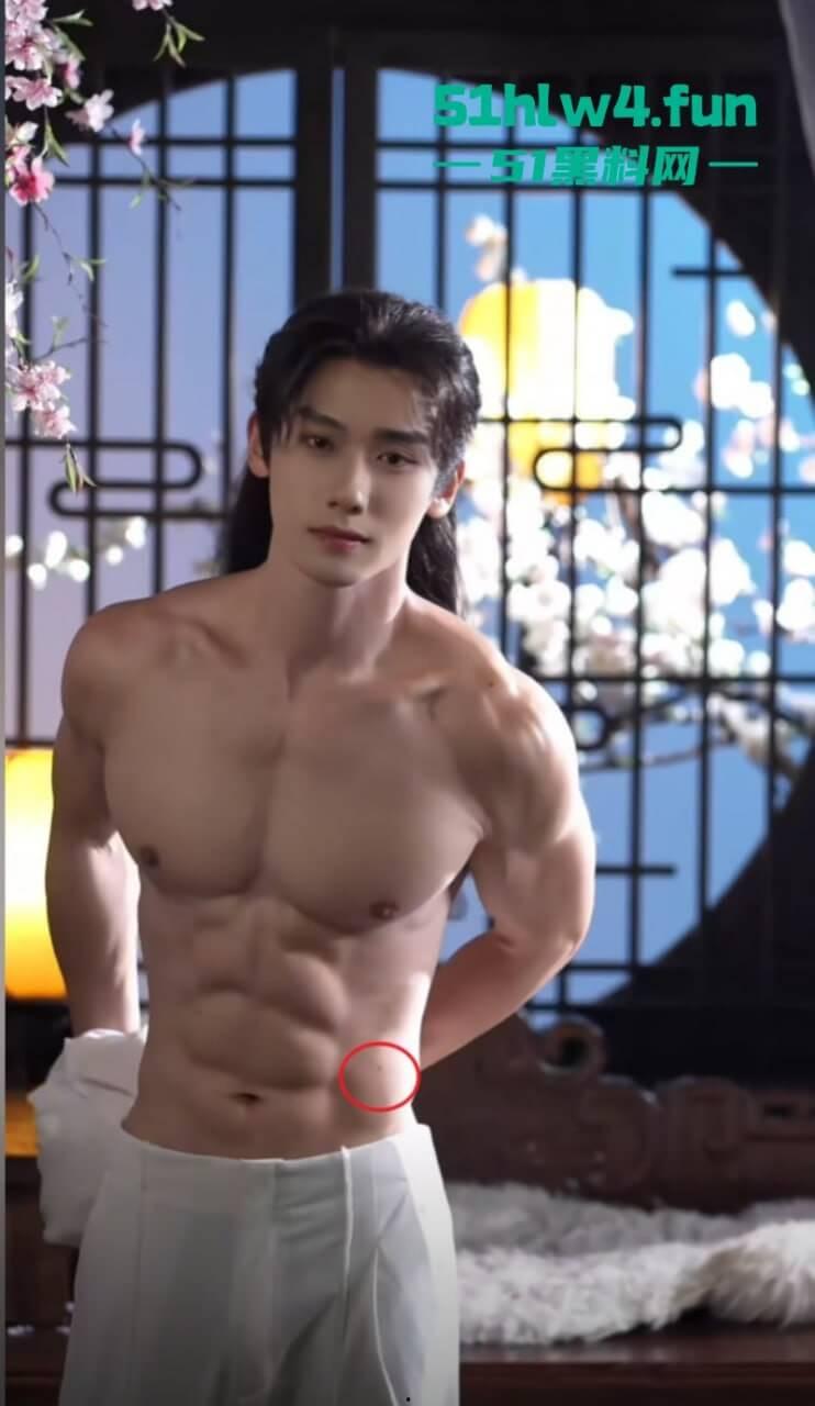 抖音百万粉丝网红【屋里超哥】私底下居然靠富婆赚钱维生34分钟完整版私密视频流出！-5