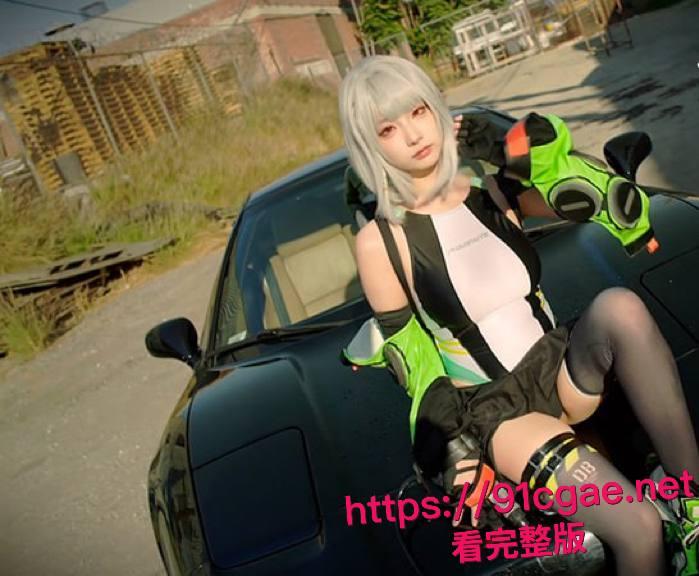 极品福利姬酱油最新写真花絮流出 车前妖娆摆拍性感撩人 浴缸黑丝湿身诱惑 画面淫靡至极!-3