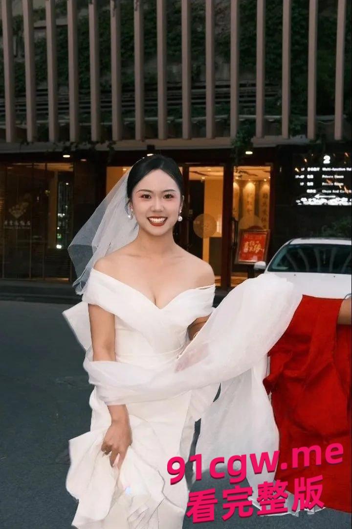 人妻母狗闫冰倩 被7个男人操过 经历过十几次3p!-1