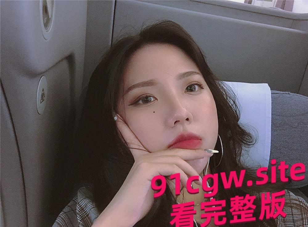 高颜值网红美甲师奈奈,被大神哄骗酒店做美甲惨遭诱奸-2