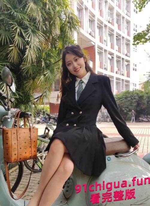 某艺术学院大三学姐 杨豆豆 出轨同校男生李某轩 被男友怒发啪啪视频泄愤 #南京大学艺术学院-1