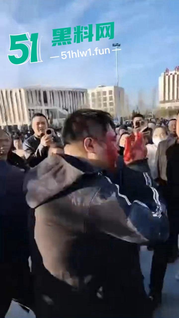 蒲城职校坠亡男生事件发酵,知情人爆料重重疑点,官方表态排除刑案,网友却不买账!-2