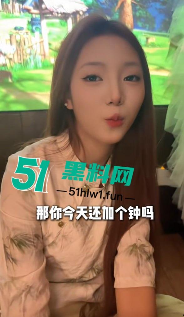 抖音新娘技师【莉莉安】被爆足疗房骚操作,千里跋涉挨操后入服务一条龙,大神千里扑来连干三晚直呼上头!-11