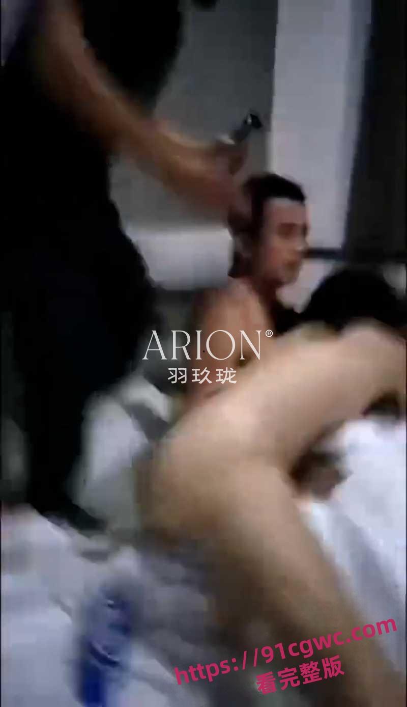 济南宣传部副部长与电视台主持人出轨事件 酒店开房被抓视频全网疯传 上演女主全裸护情人大戏!-3