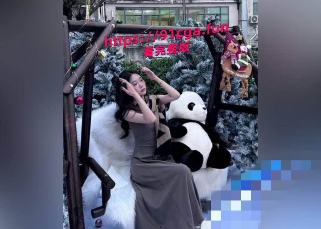 北京石油化工学院徐子含 公厕主动给炮友舔屌 在男友的眼皮底下干这事! #爆炸新闻-3