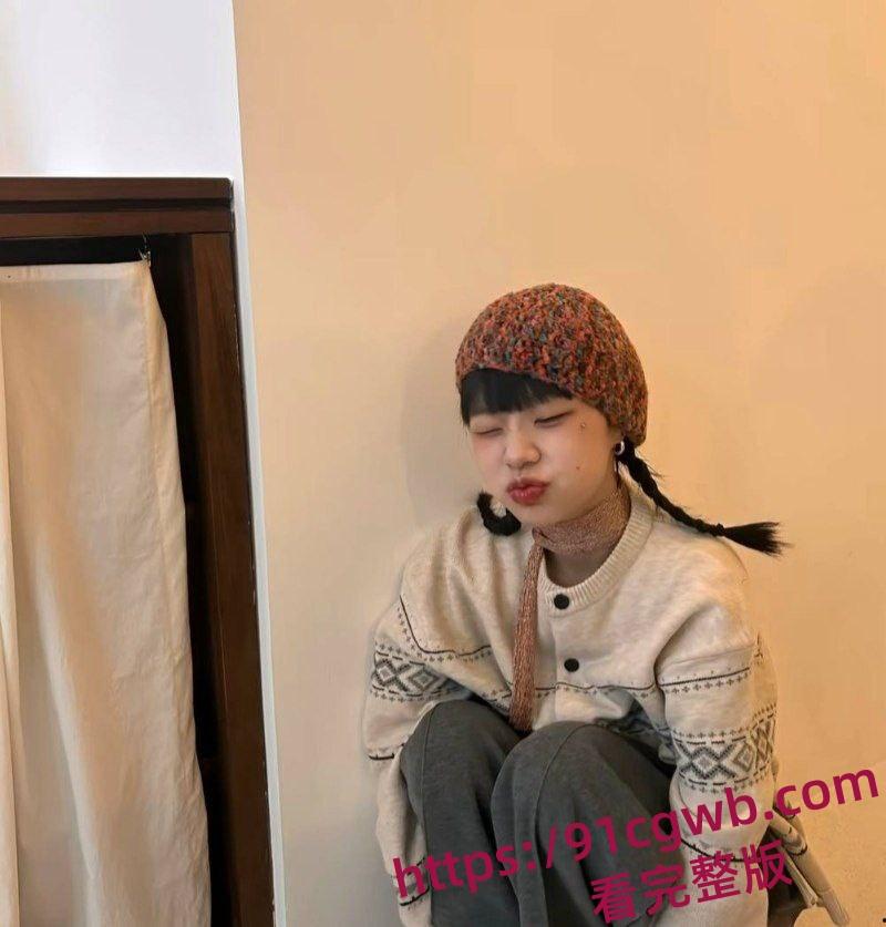 福建抽象人气女网红王大钳子出轨曝光私生活糜烂出轨无数男人 夜夜换床伴 床上功夫一流-38