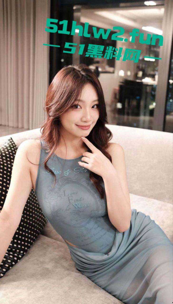 高颜值长腿学生妹,为了钱下海做伴游成金主大叔包养的金丝雀,白天仙气飘飘晚上变身母狗,忘我吃鸡骚气四溢。-6