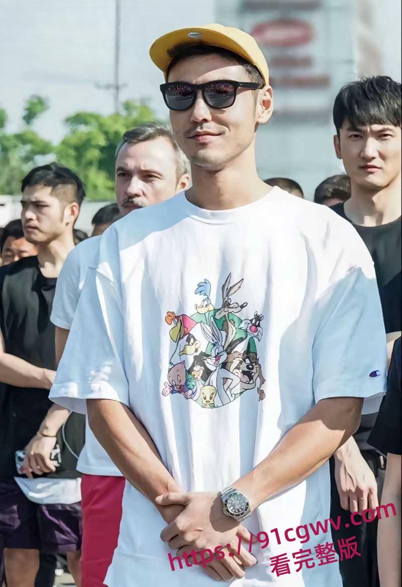 台湾金马奖影帝阮经天与比其小20岁白富美女友交往超一年 陆韩台三地跨国恋-5