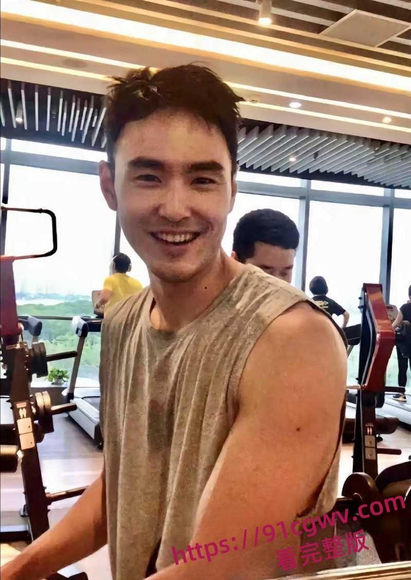 台湾金马奖影帝阮经天与比其小20岁白富美女友交往超一年 陆韩台三地跨国恋-7