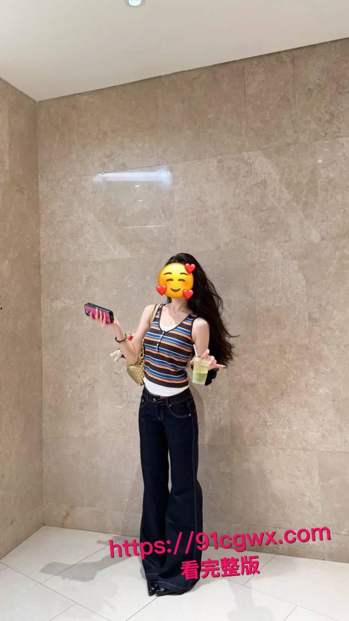 欠债两万不还英语老师性爱视频曝光!上课清纯下课骚浪骑乘债主鸡巴,卧室淫乱太他妈撩人!-7