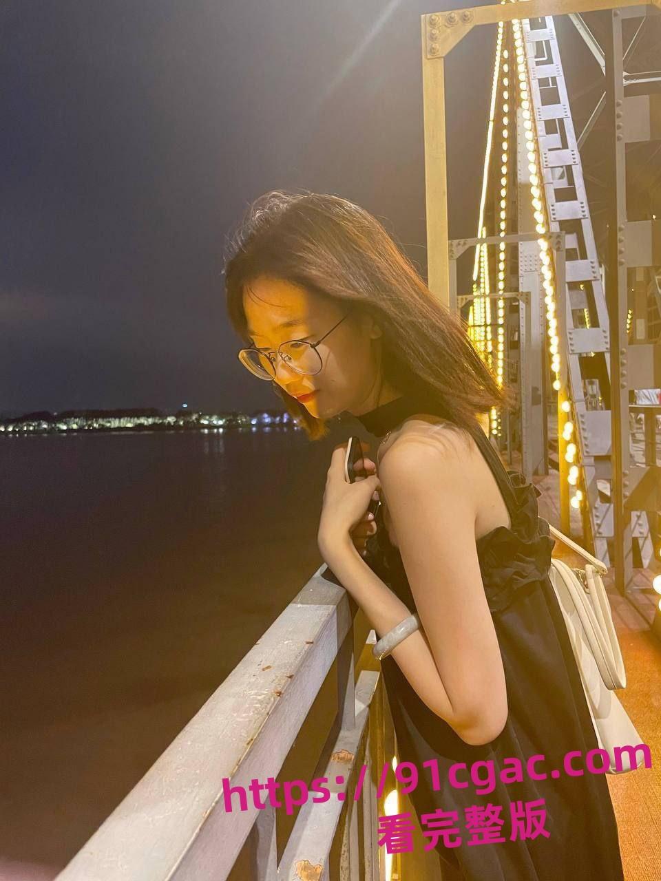 哈尔滨医科大学研究生 宦雅昕 大尺度私密照流出 后入顶臀的医师一个字就是爽!-6