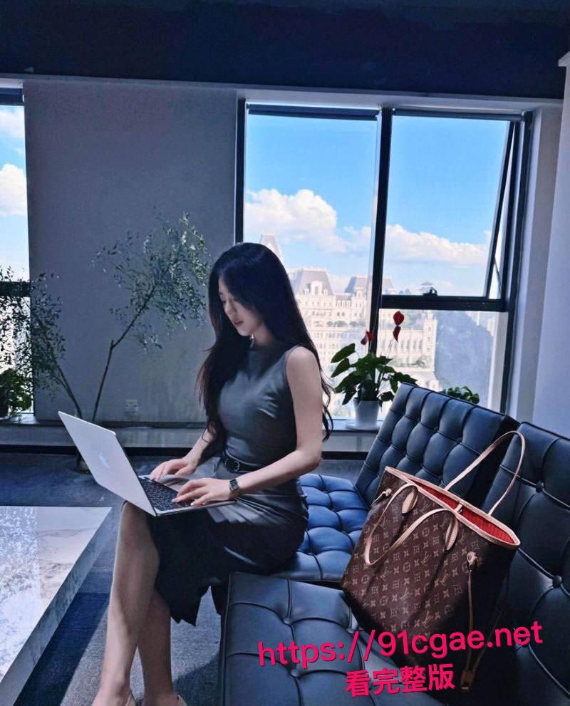 山东临沂精英女律师张琳不雅视频流出 西装女强人被操到喷水抽搐 气质尤物瞬间变母狗!-7