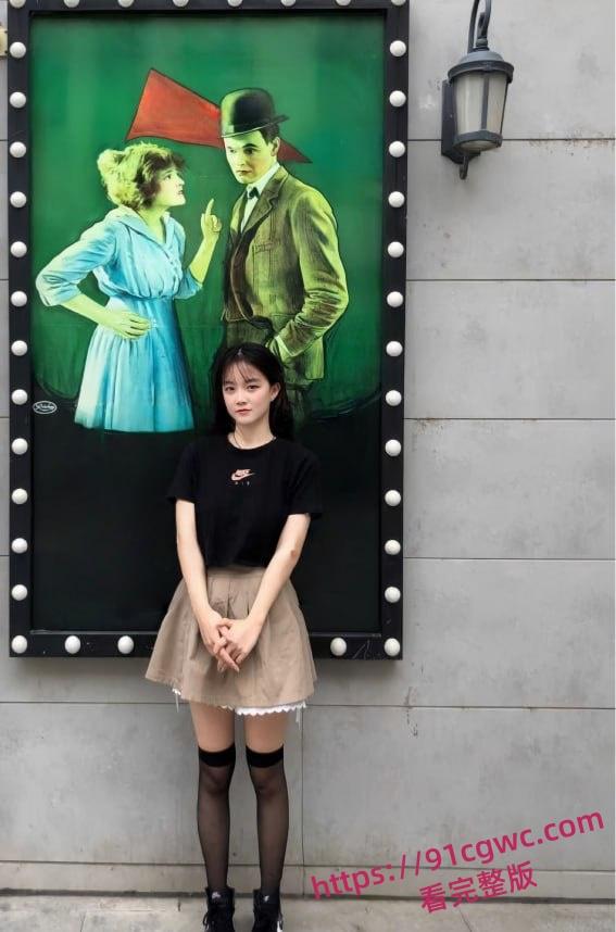 可爱甜美的反差女友 吴语萌 被渣男前男友拍摄性爱视频-4