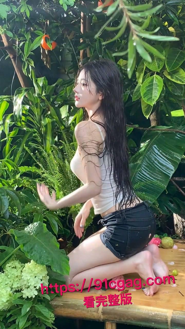 抖音400w粉男网红艾瑞吧弟被曝抛弃自己素人女友 与自己的女徒弟官宣恋情 二人做爱视频被曝光 #抖音 #男网红 #艾瑞吧弟 #素人女友-10