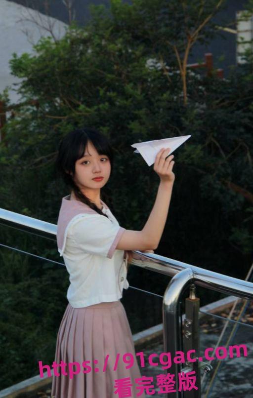 杭州电子科技大学大一学生妹赵青瑜,反差女友母狗私下淫荡曝光泄密视图!-4