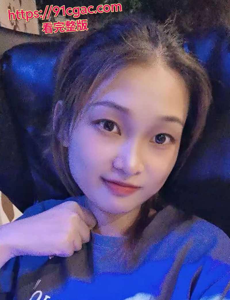 上海宝山反差学生妹 于贝 裸贷视频被曝!这妹子颜值还不错,身材略微一般!-2