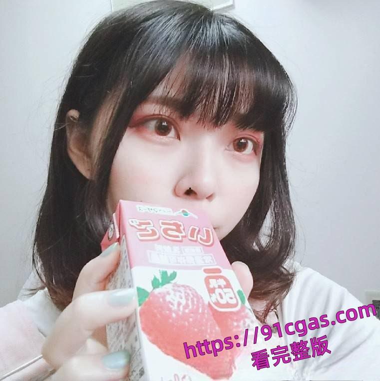 台湾传媒大学骚女吴嘉宜和实习男炮友自拍视频流出,床下活泼可爱,床上骚浪无比-3