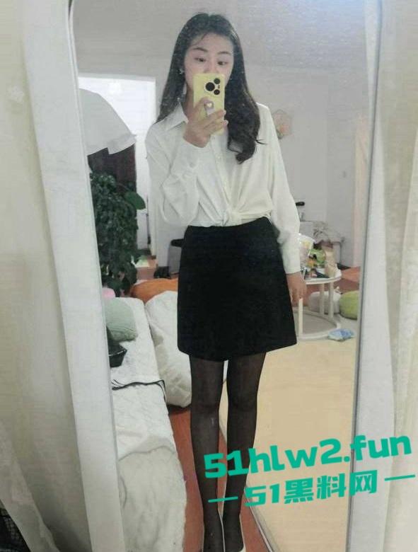 瓜友投稿,高挑气质型御姐幼儿园院长反差人格喜欢被SM调教,曝光聊天记录及调教视频。-10