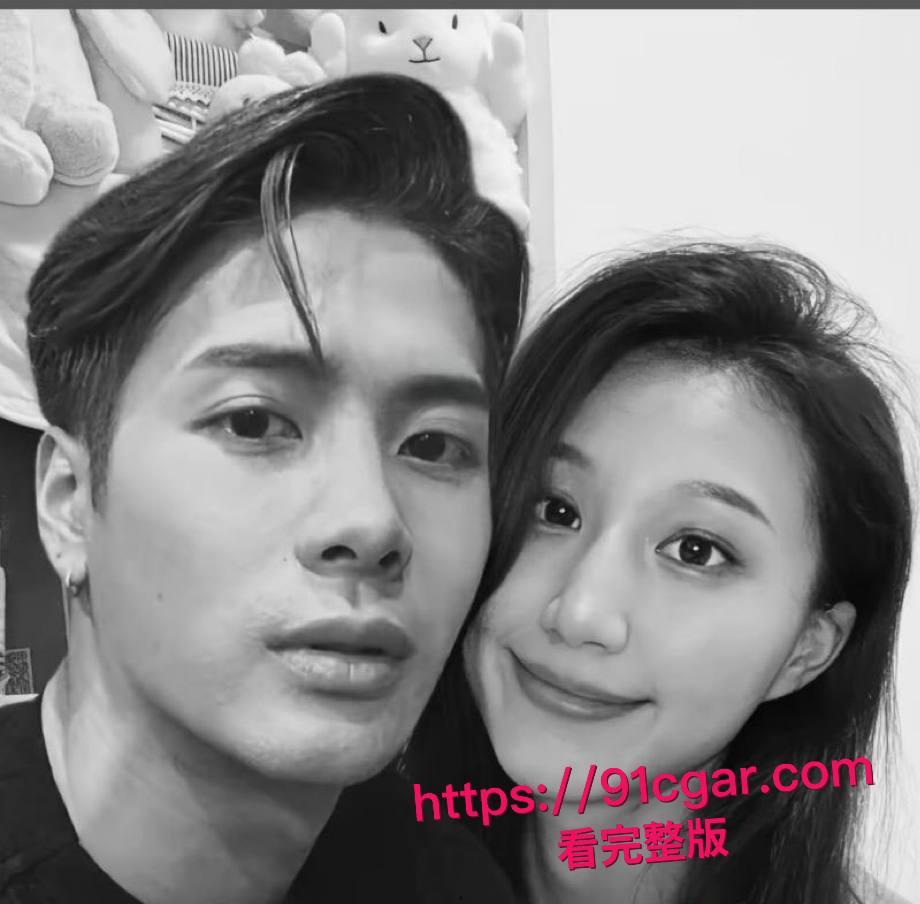 顶流明星 王嘉尔 自曝解决生理需求方式 私生活混乱竟是上海夜店常客 狂欢蹦迪勾搭女粉 床照亲密照全网疯传!-17