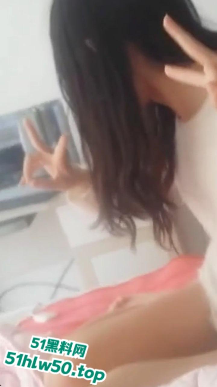 瓜友投稿菏泽学院【王誉洁】调教成骚逼母狗,竟拒绝双飞渣男一气之下将其视频曝光!-5