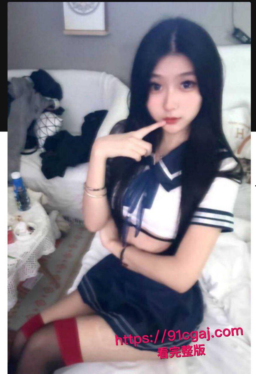 重庆第一双语学校极品骚货吕家亿琳脚踏多条船曝光!有男友还外面约炮,视频泄密口交爆操!-9