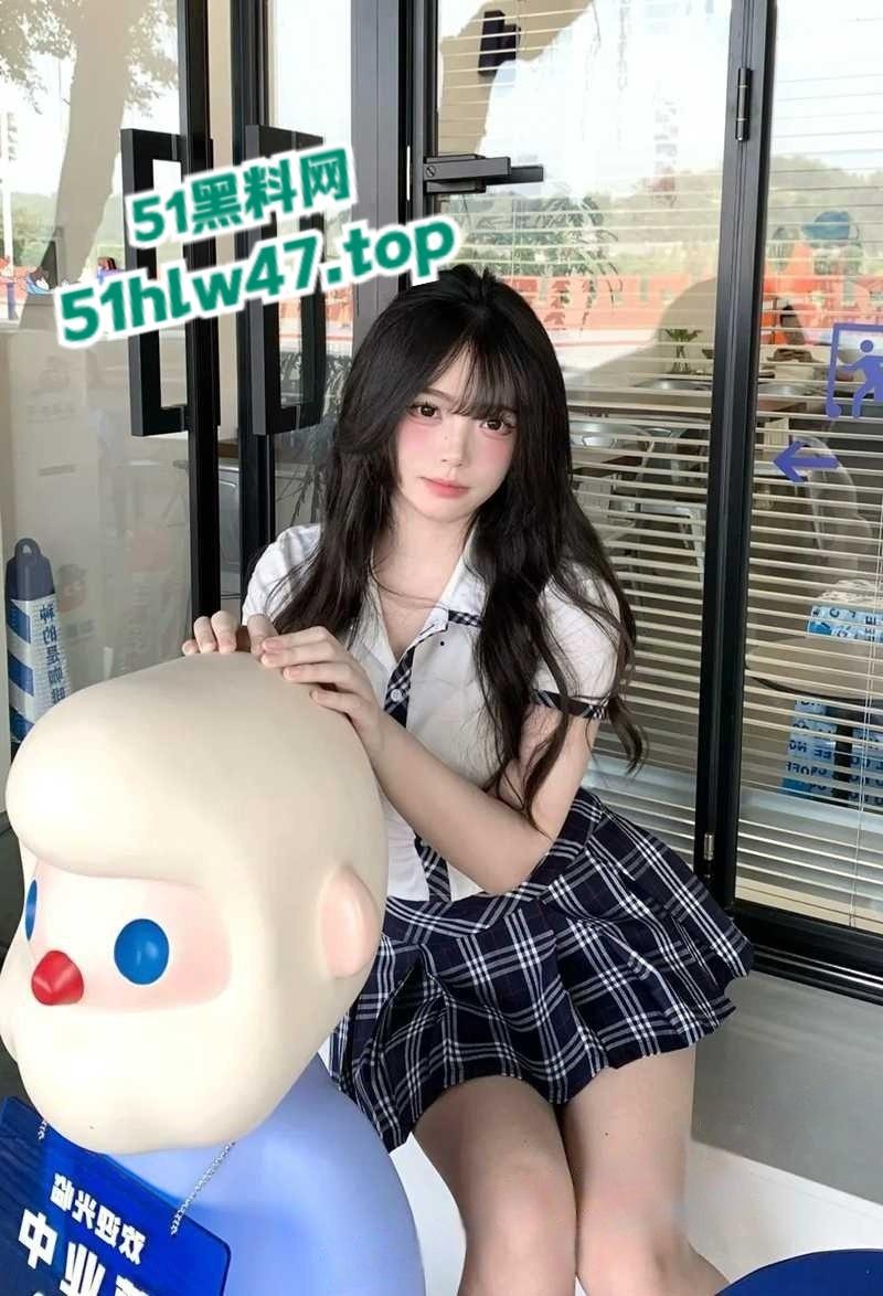 福建商学院【梁依诺】大一的极品颜值嫩妹,大神调教成母狗各种玩穴爆操。-9