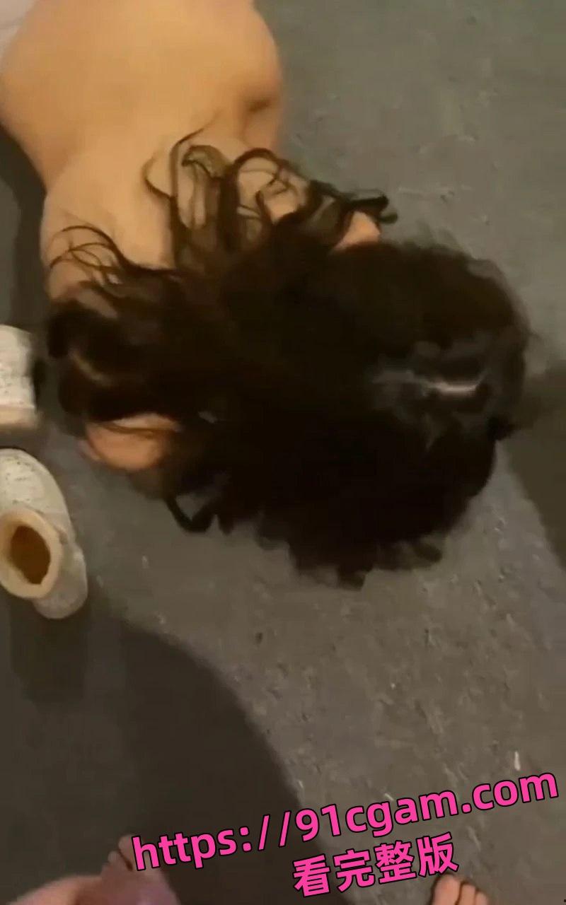 合肥邯郸华博教育中等专业学校张佳彤教室门加私下性爱完整版-8