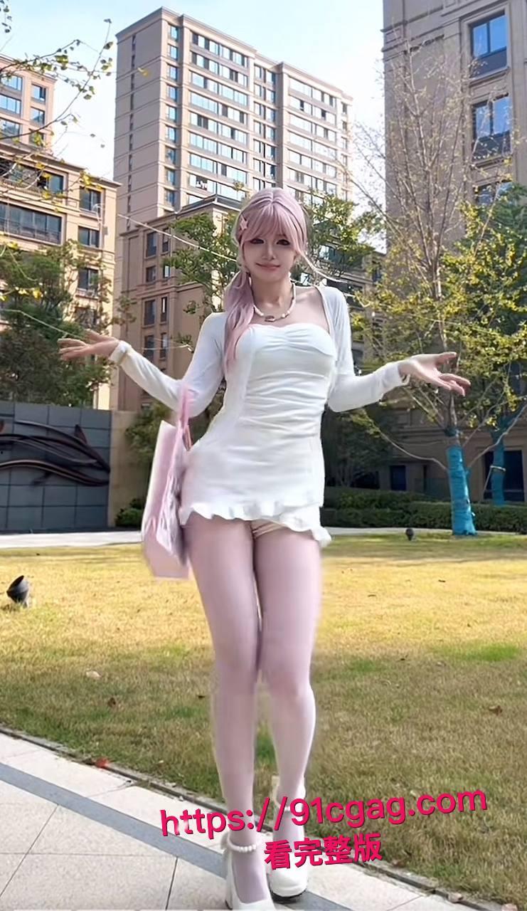 抖音220万粉丝甜美妹子九毛不帅,原来私下是脚踏多船的浪货,乱搞性伴侣传染HPV,大鸡巴深喉视频全泄露,淫乱生活让人看傻眼!-9