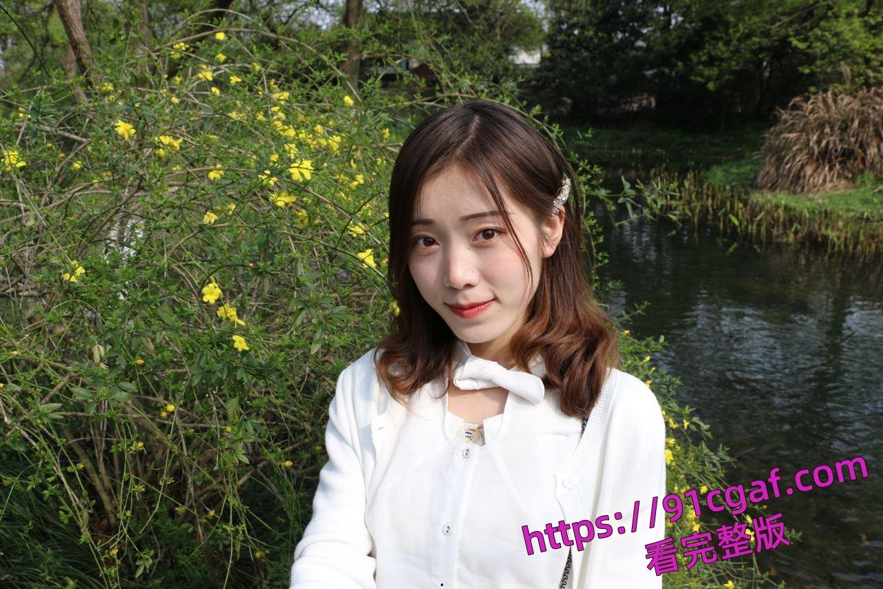 天津财经大学“吴晶晶”身为大二母狗学姐在恋爱期间被大一摄影学弟给开发爆操!-4