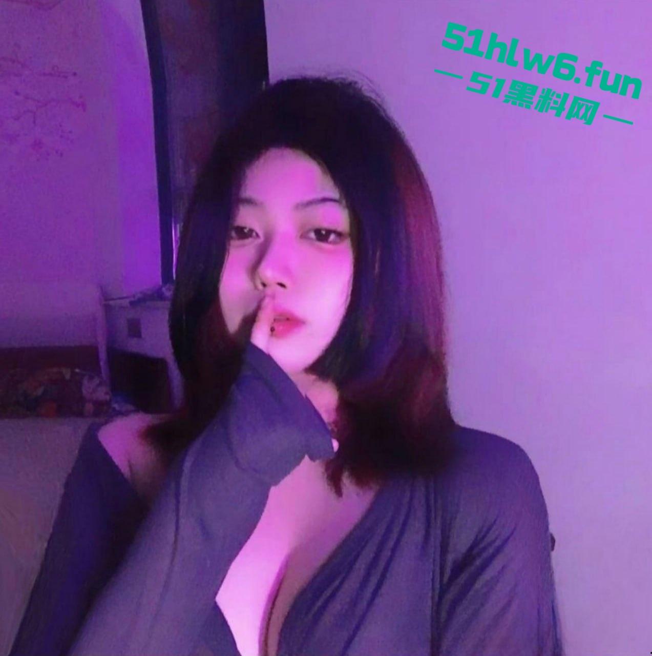 抖音反差元气美少女【full77】又纯又欲小母狗自慰性爱视频泄密,果然看起来约单纯床上约淫荡!-1