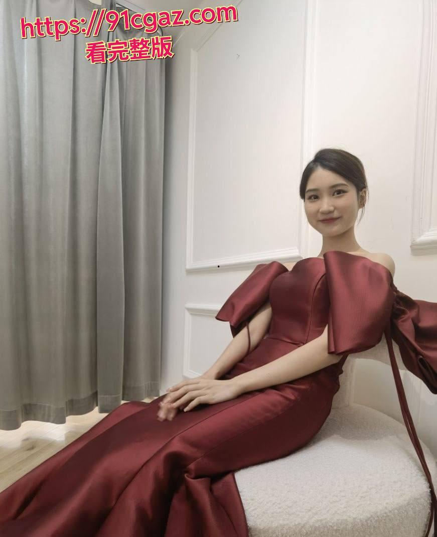 没想到如此纯欲的妹子背后竟然这么淫骚!-3