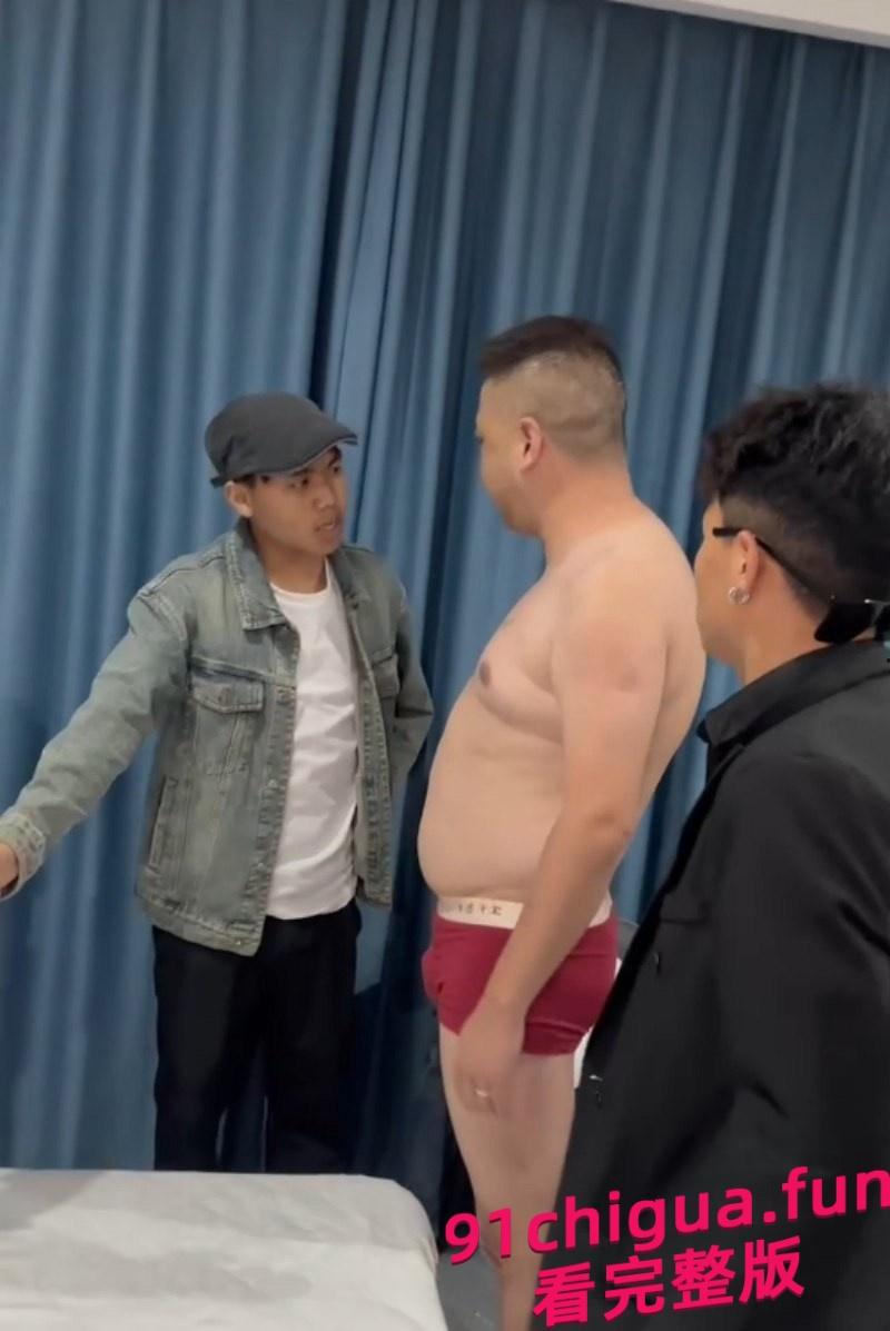 全网最硬奸夫!偷情有夫之妇被众人抓奸在床!-5