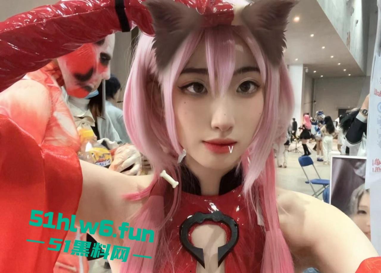 顶级身材校花女神【濑濑】身材高挑腿长逆天,被土豪调教自慰露出全裸游走学校性感至极。-9