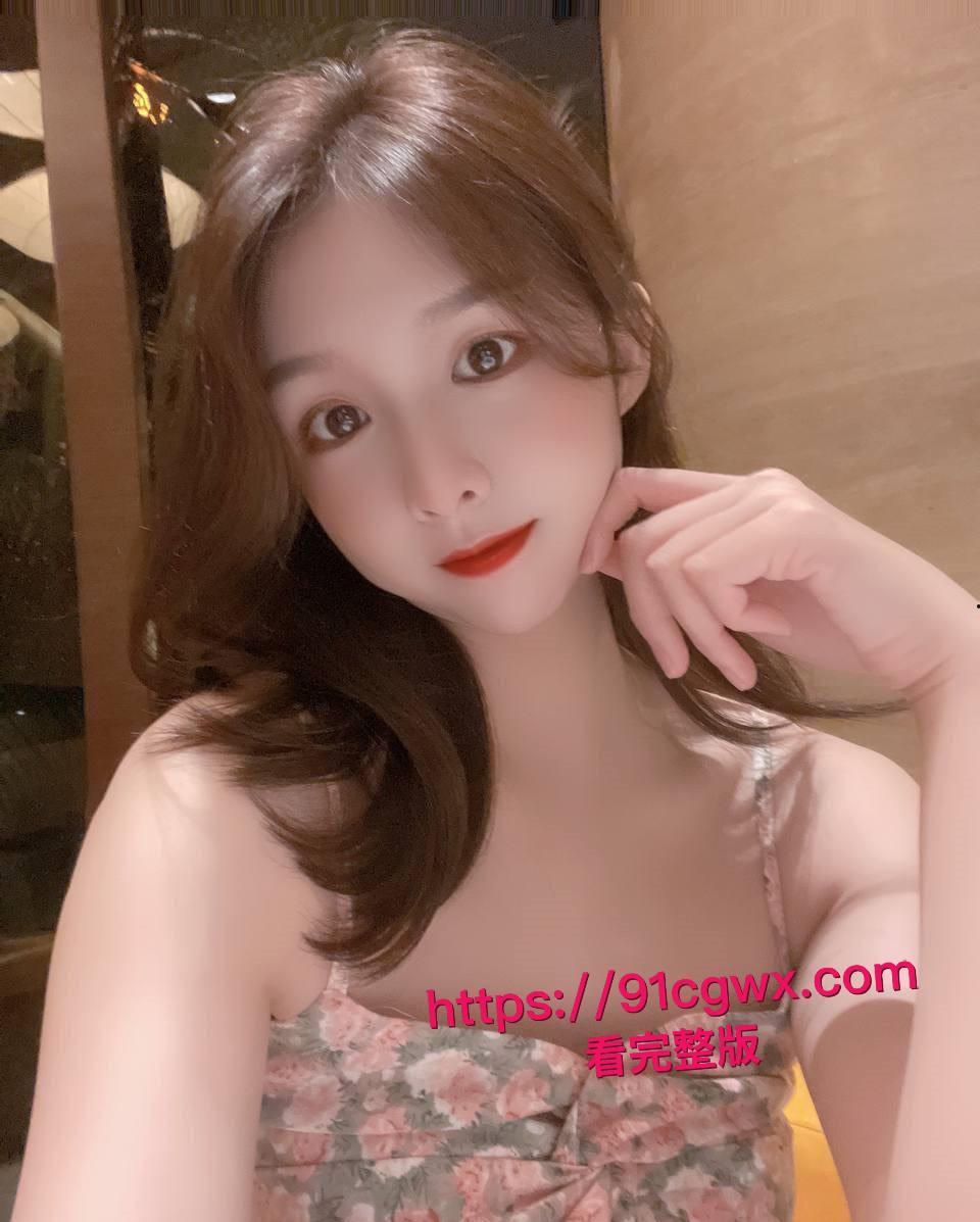 商务KTV惊现大肚孕妇站台 高颜准妈妈为奶粉钱跪舔大鸡巴被猛干骚穴,临盆肚皮颤喷奶汁浪叫成母狗!-1