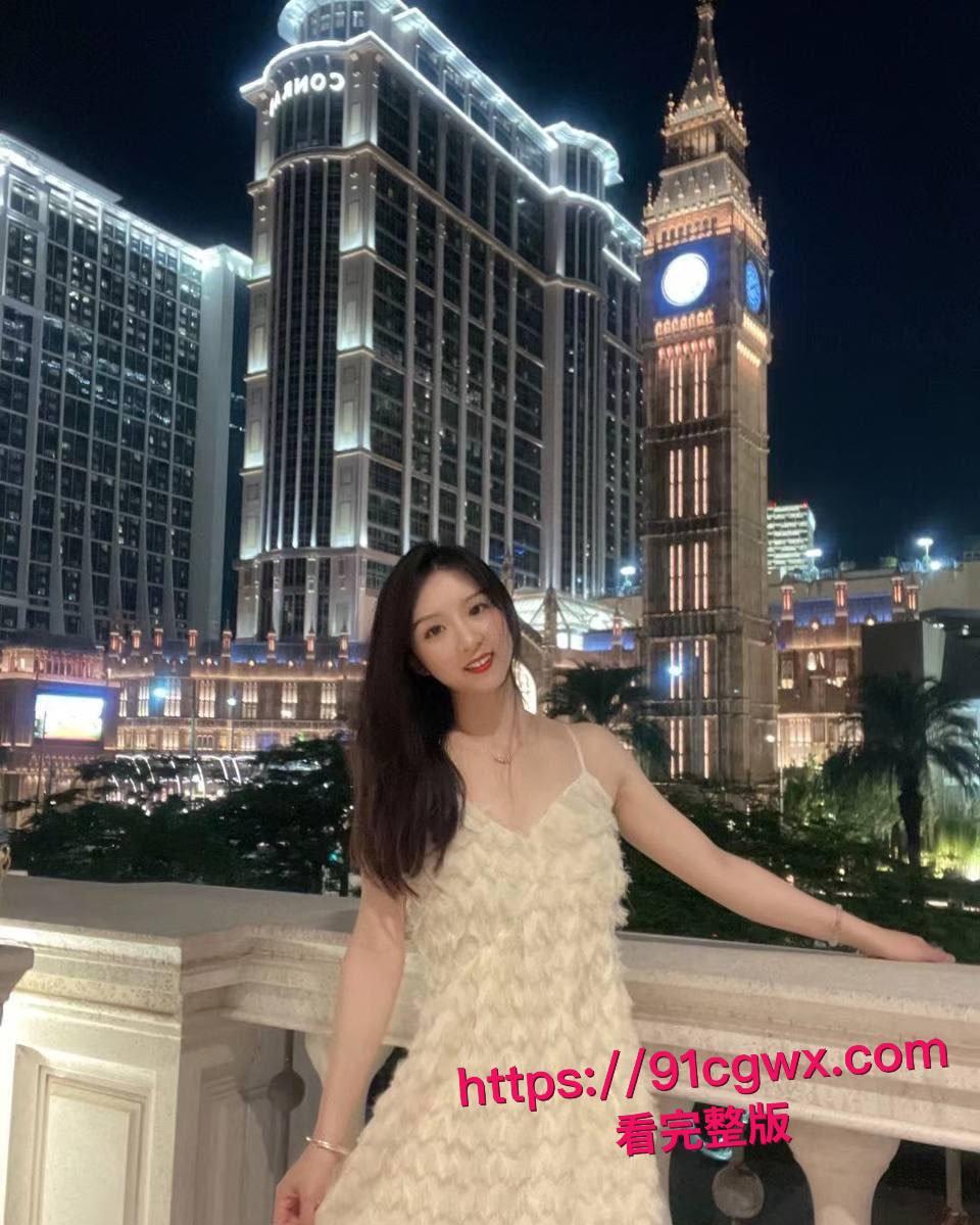 商务KTV惊现大肚孕妇站台 高颜准妈妈为奶粉钱跪舔大鸡巴被猛干骚穴,临盆肚皮颤喷奶汁浪叫成母狗!-2