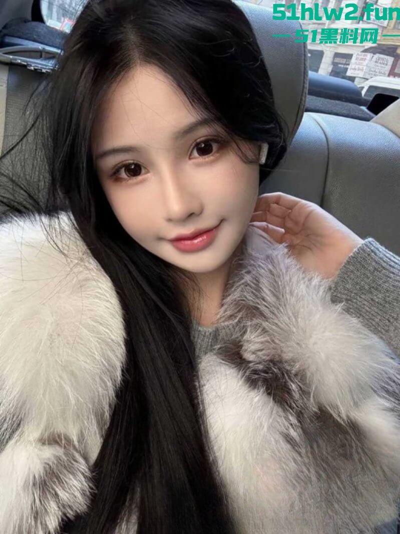 小红书【Chanel】95后UCR女网红竟是外围上岸!天价卖逼费高达5W美金,这逼是镶金边了吗?-4