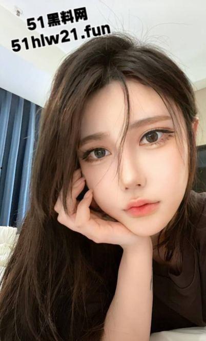 抖音54万粉丝网红【DJMILK】绝美颜值性感尤物,同厂牌签约艺人做爱淫乱自拍视频流出。-6