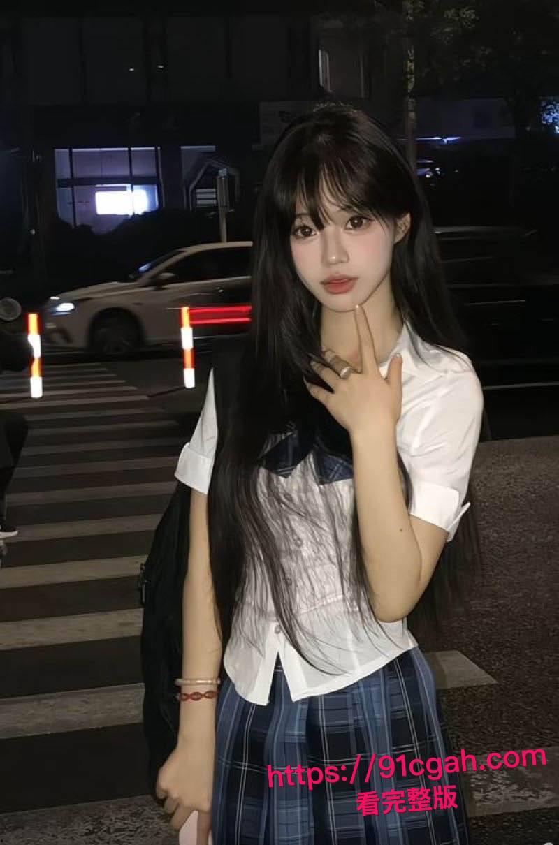 广东抖音60万网红 妹妹早上好酒店约炮榜一大哥视频流出 清纯女神人设塌房 黑丝情趣 抬腿猛操 淫水打湿一床-7